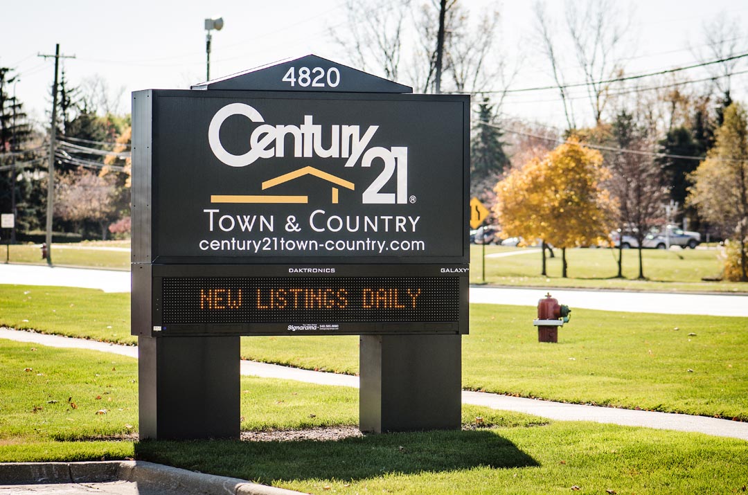 Century 21 Building LED Signage