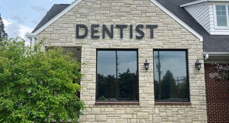 Brookstone Dental Signage