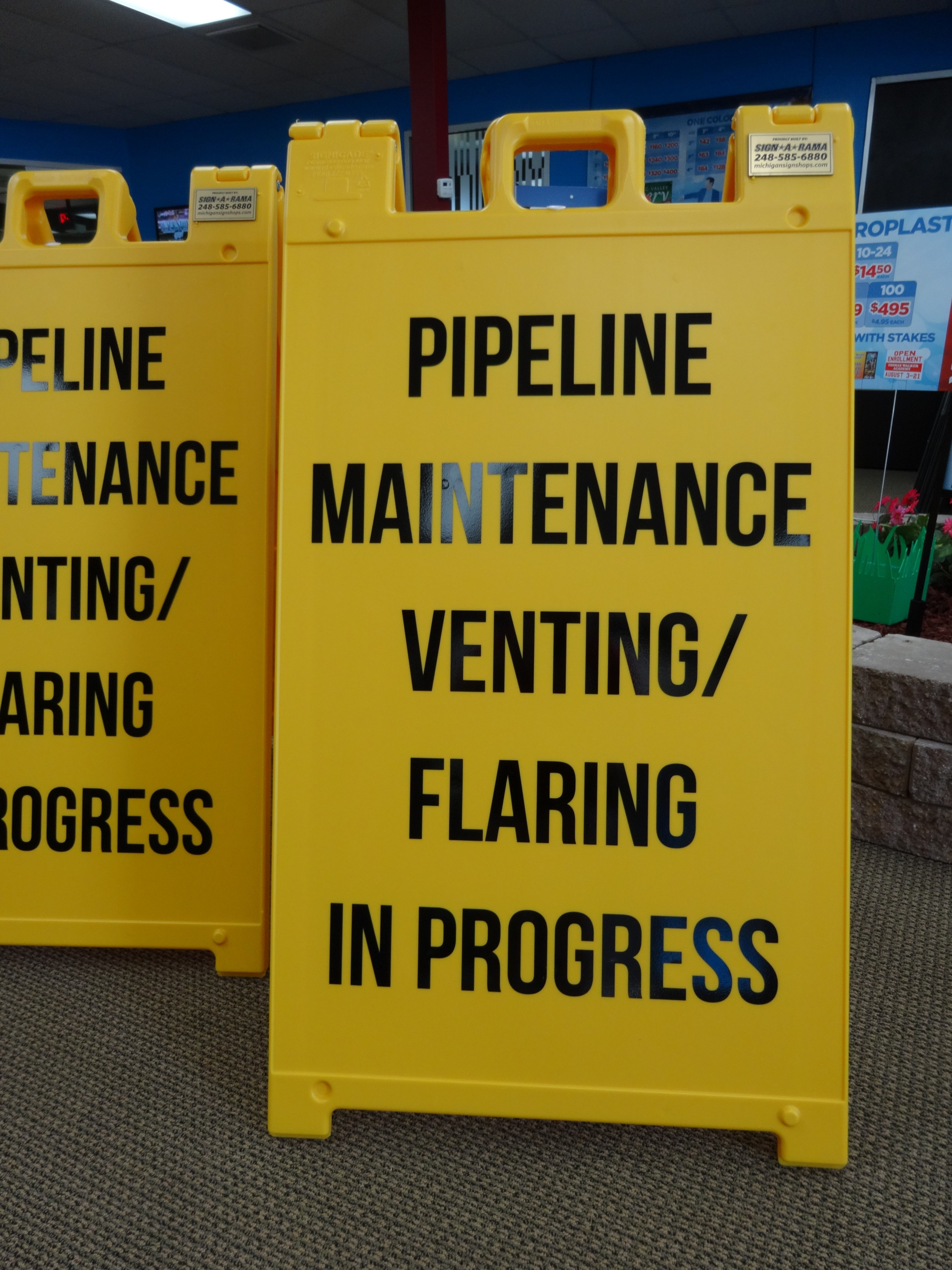 Where can I have temporary construction signs made?