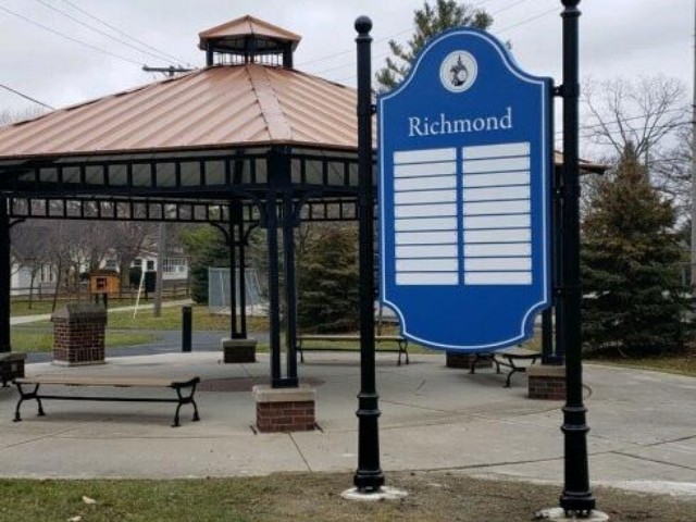 City of Richmond Sign - Routed Signs Directory in Park - Richmond, MI