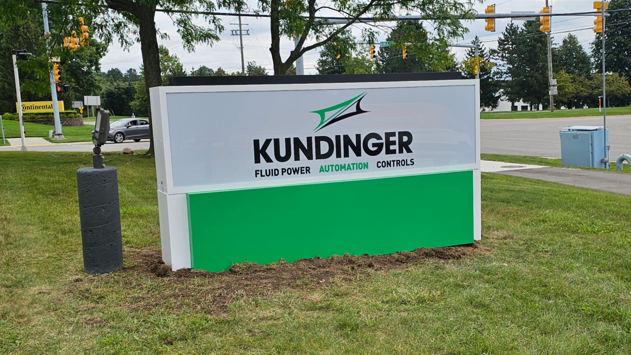 Kundinger Sign